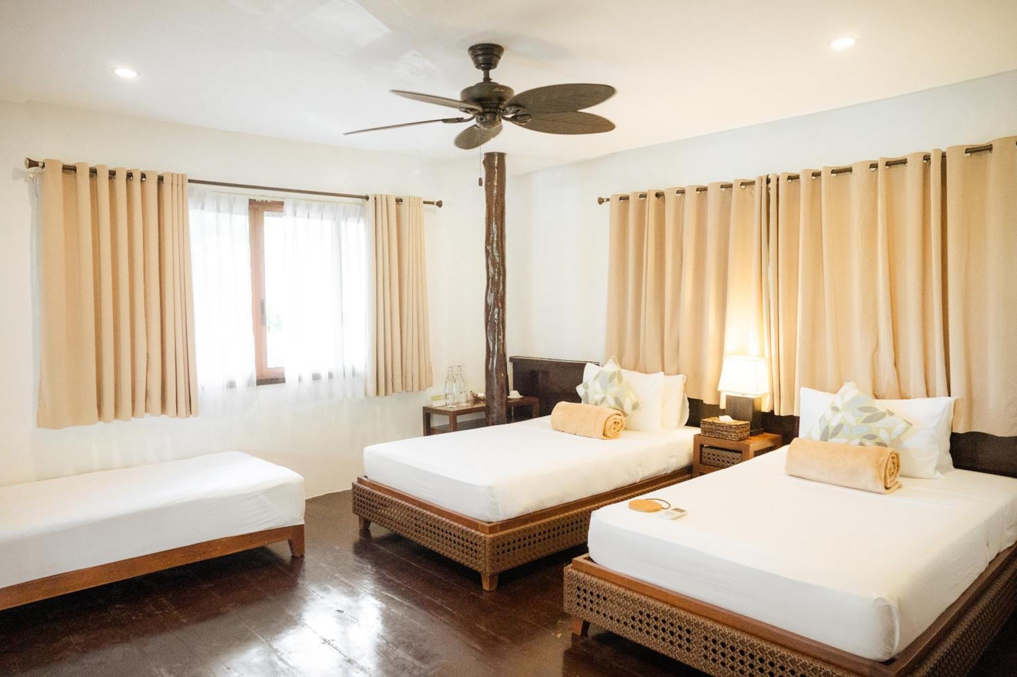 Balay Kogon Hotel Carles Luaran gambar